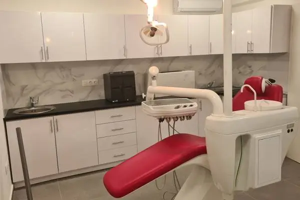 Haifa Dental fogászati klinika kezelő 1